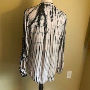 Black and white bohamian ties in cleavge  perfect for jeans,skirts,slacks,